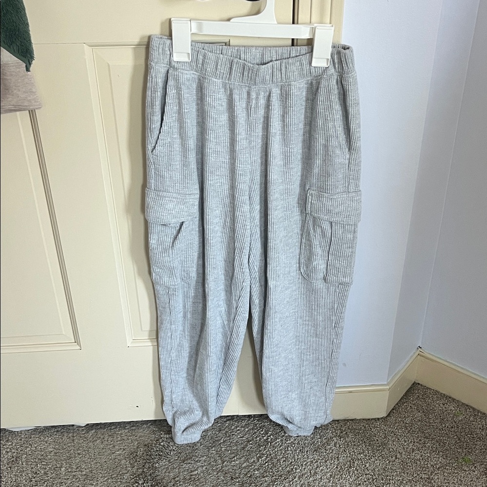 Aerie Gray Ribbed Cargo Sweatpants Pants